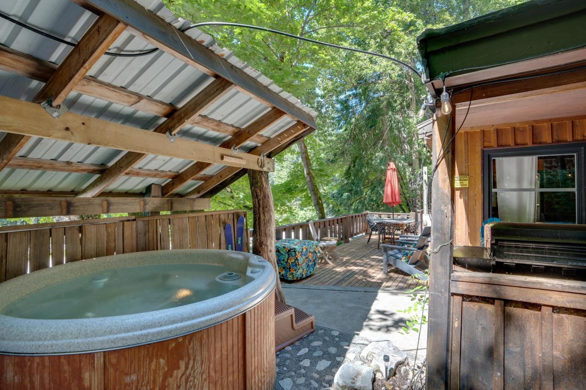 Leavenworth Cabin With Private Hot Tub! Eksteriør billede